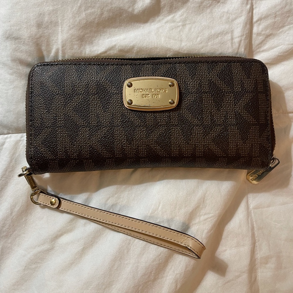 MK wallet